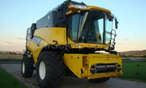 New Holland CR